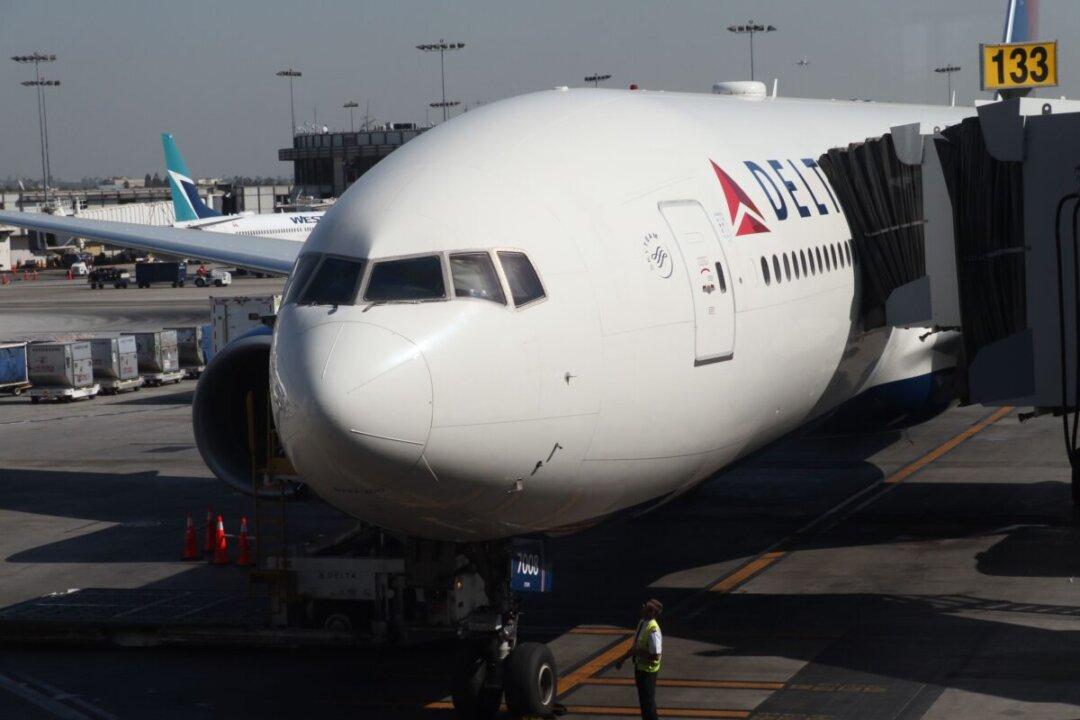 Delta Seeks Support of DOJ to Have Unruly Passengers Added to ‘No-Fly’ List