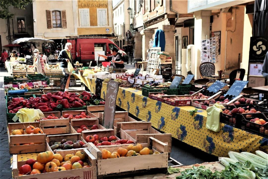 Hill Towns, Wine, and Cheese Equal Paradise in Provence