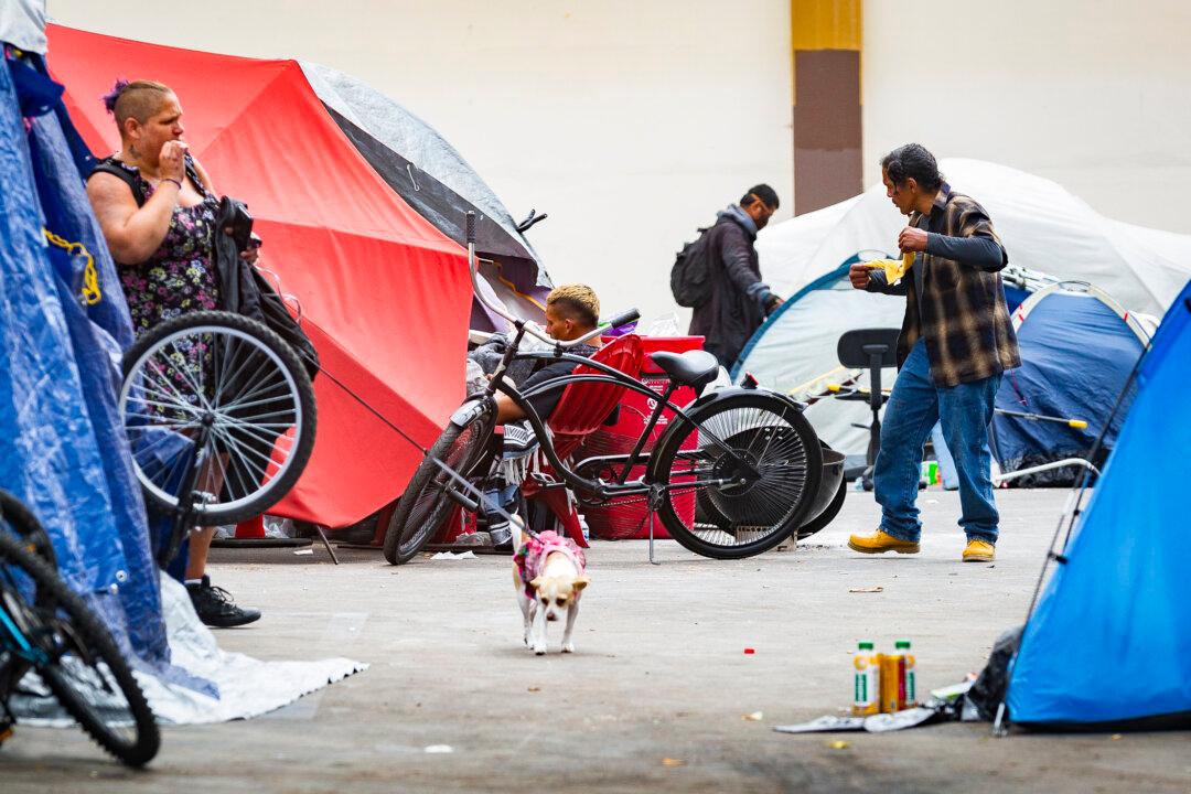 Homeless Deaths Soar in Orange County: Health Director