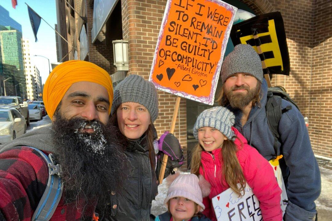 Canadians ‘Deliberately Misled’ by Government, Media on Diversity of Truck Protest, Professor Says