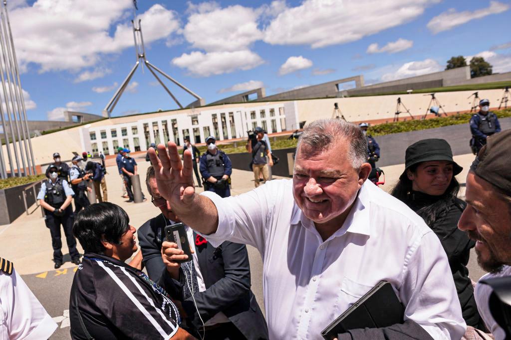 Federal MP Craig Kelly Brings ‘Convoy’ Protestors Into Parliament