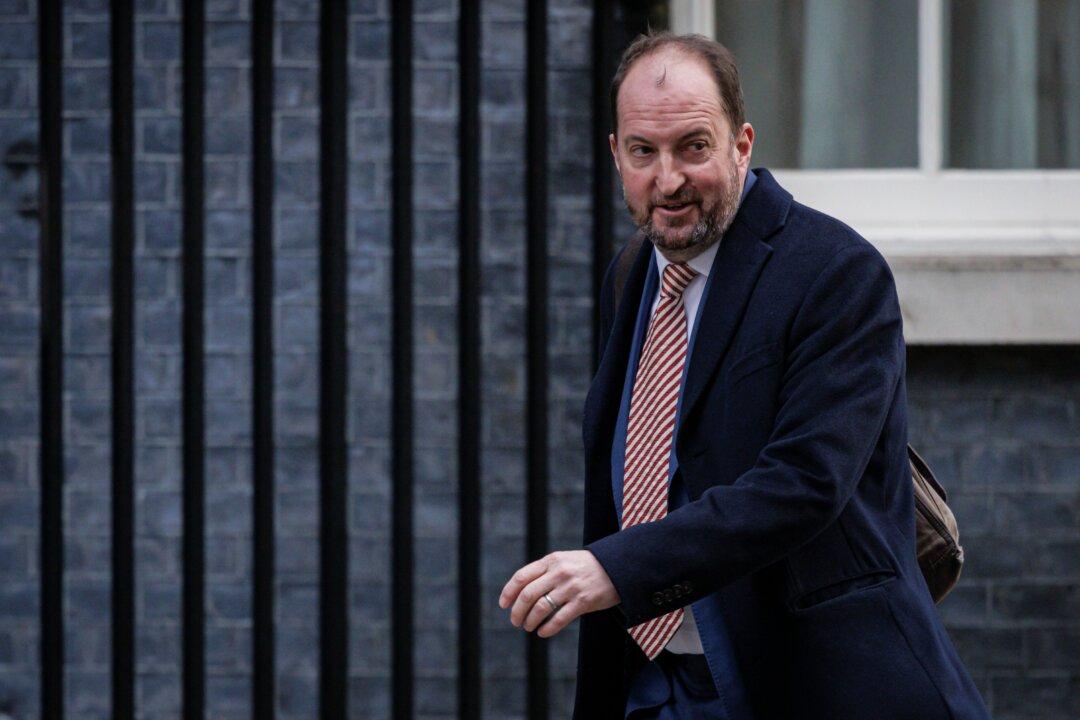 Johnson Aide’s Lobbying on Behalf of Huawei ‘Within the Rules’: Downing Street