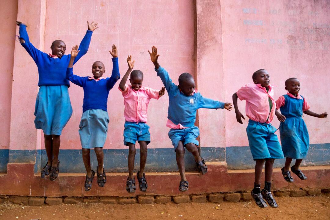 Man Invents ‘The Shoe That Grows,’ Impacting the Lives of Thousands of Children Worldwide