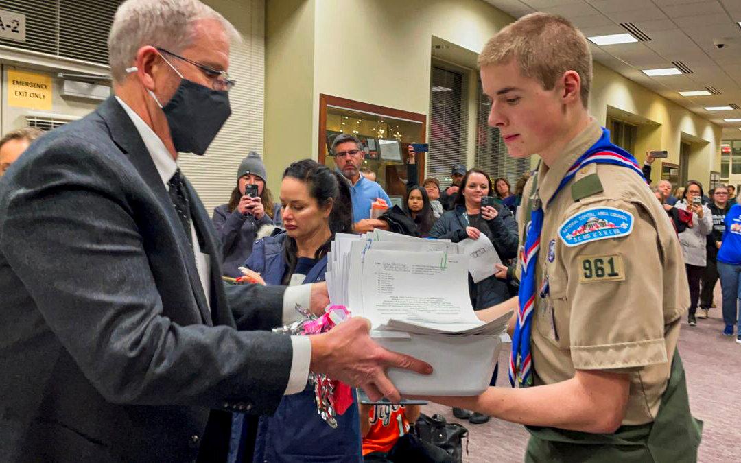 Dozens of Loudoun County Students Attempt to Serve School Board Affidavits Over Mask Mandate, CRT
