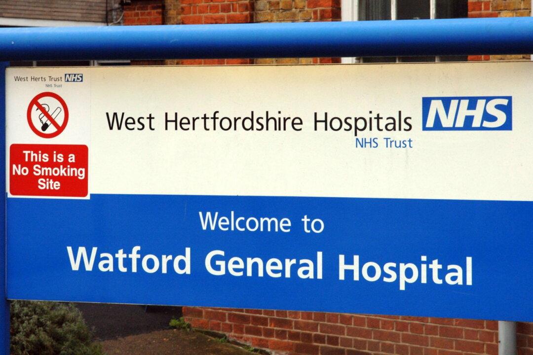 Mask Use ‘Aggravated’ Fatal Overdose Error in UK Hospital: Coroner