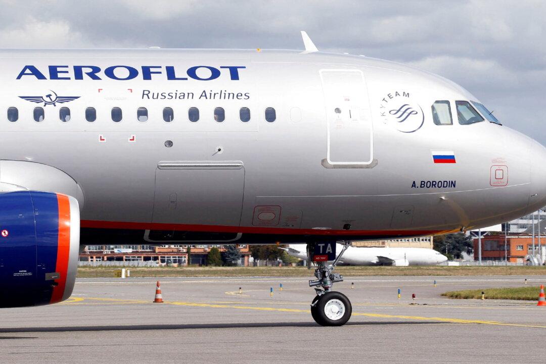 Russia Says Aviation Sanctions Threaten Safety of Russian Flights—RIA