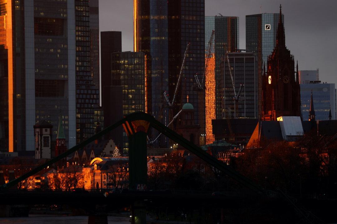 German Court Rejects Petitions Against Targeted Vaccine Mandate