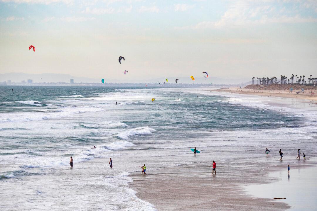 Huntington Beach Considers Beefing Up Code for Public Nudity