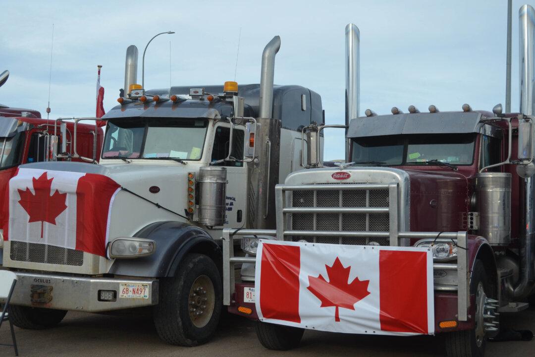 Canadian Pastor Still in Jail After Holding Church Service For Truckers