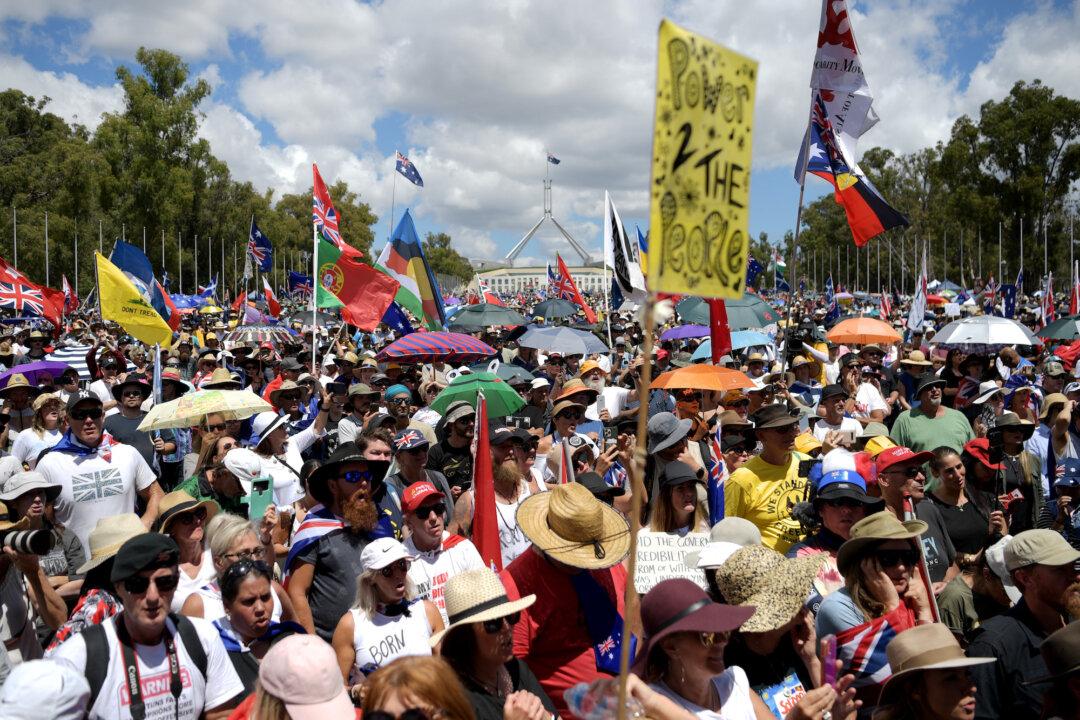 Protesters Gather in Australia’s Capital Against COVID-19 Mandates, Prime Minister Issues Response