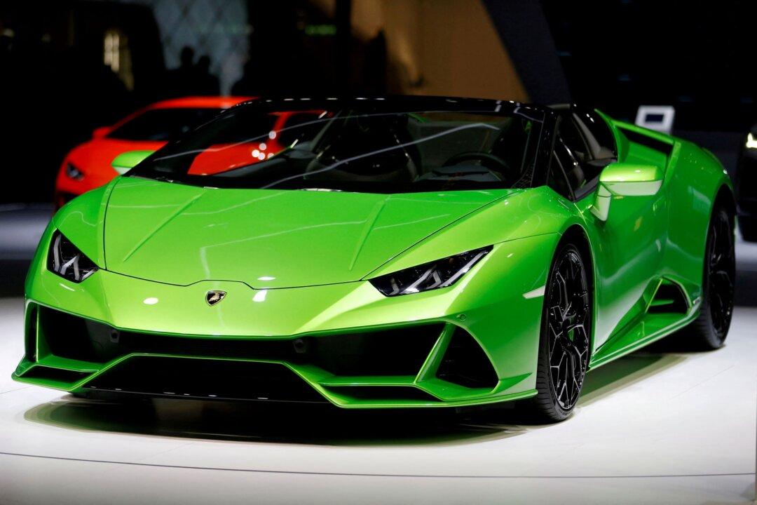 Lamborghini Hopes for Combustion Engine Future Beyond 2030: CEO