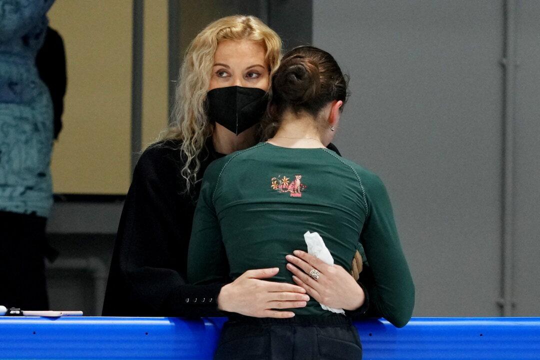 Coach Defends Skater Valieva, CAS to Hold Sunday Hearing on Case