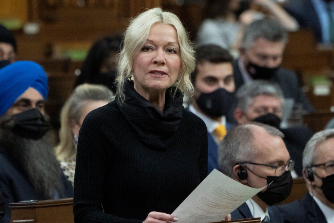 Liberals and NDP Defeat Conservative Motion to End COVID Mandates