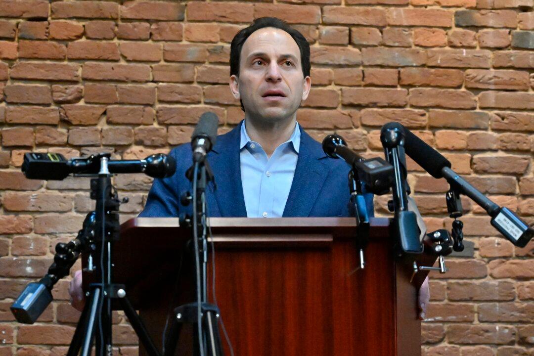 Louisville Mayor Candidate: Gunman Aimed Directly at Me