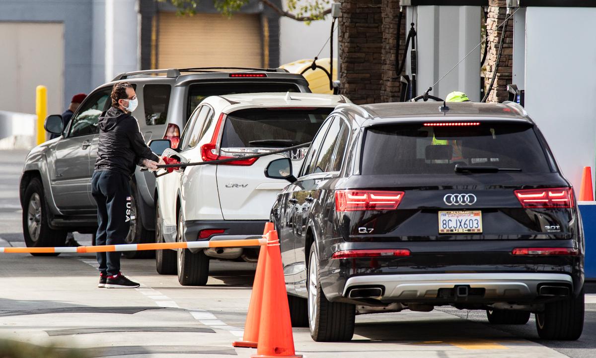 New Jersey Democrats Want to Require Costco to Sell Gas to Everyone, Not Just Members