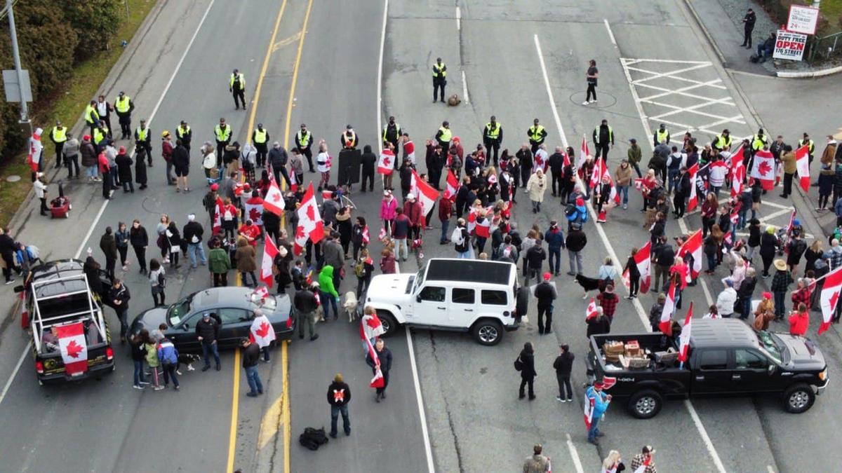 BC-Washington Border Rally Ends After Police Move In to Clear Protesters