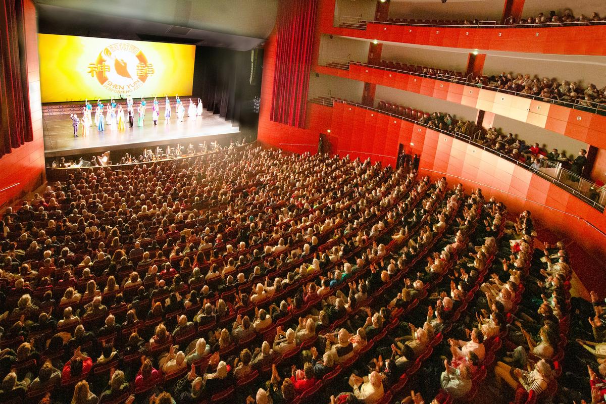 Shen Yun Tickets Selling Fast in Europe