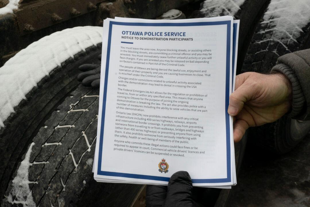 Ottawa Police’s Notice Threatening Protesters With Legal Charges Is Different From Feds’ Proclamation: Lawyer
