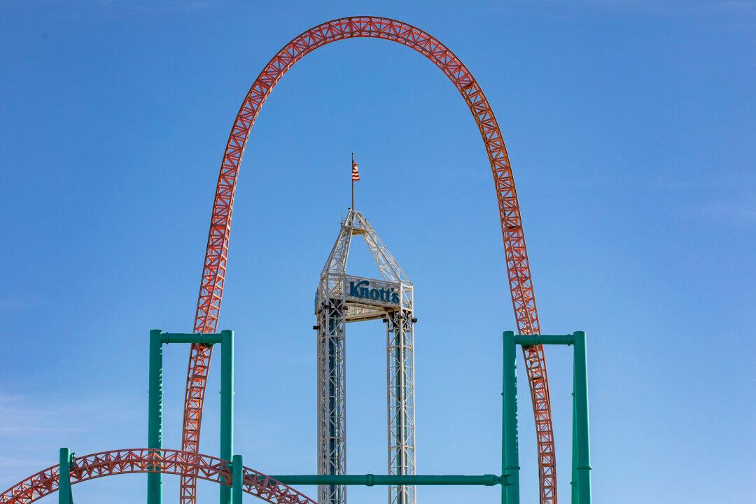 Knott’s Berry Farm Loosens Chaperone Policy