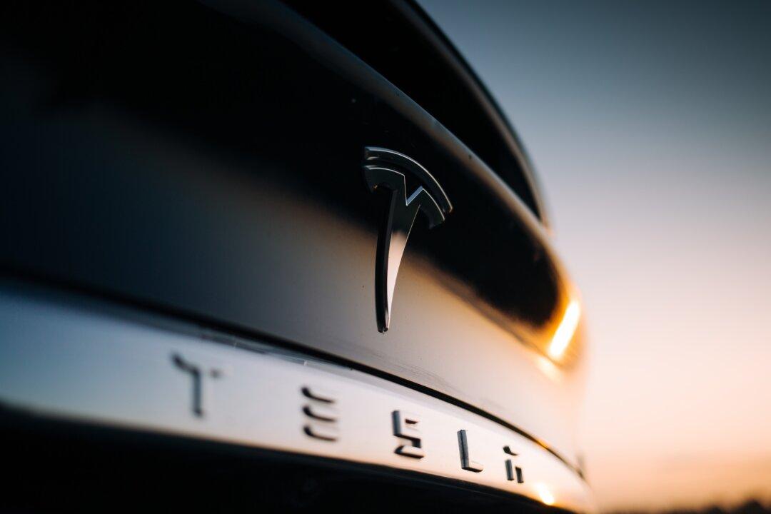 Tesla Locks in Lithium Megadeal from Australia Amid Global Shortfall