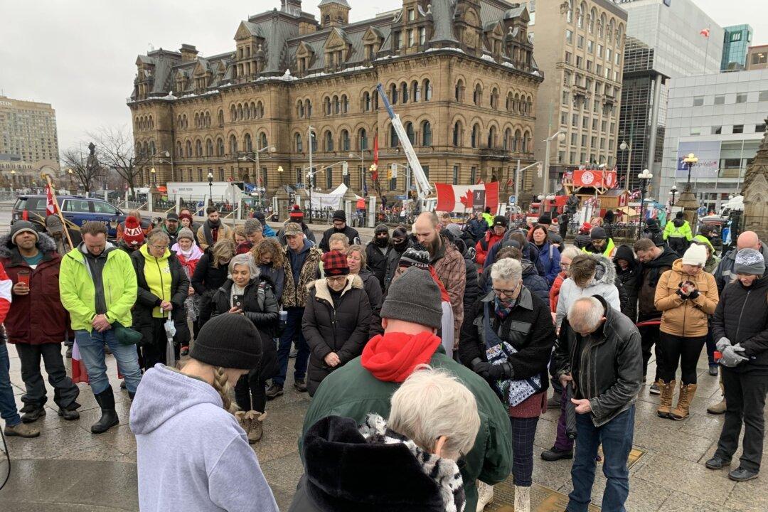 Photo Report: Protesters Remain in Ottawa as Government Invokes Emergencies Act