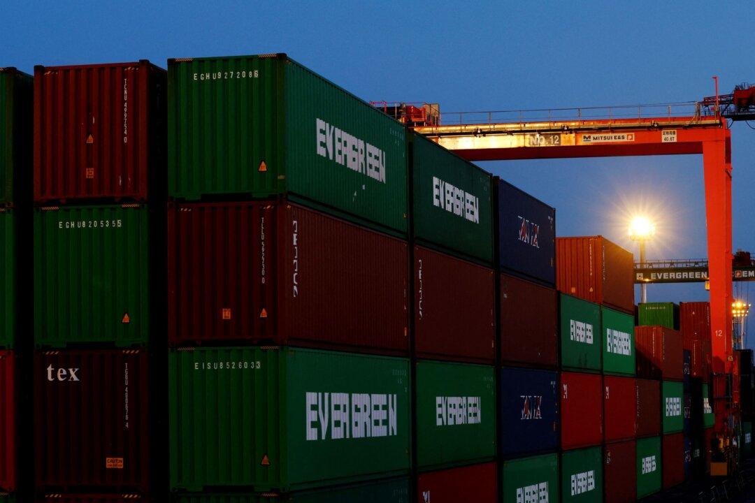 Japan’s Trade Deficit Jumps to 8-year High as Commodity Imports Soar