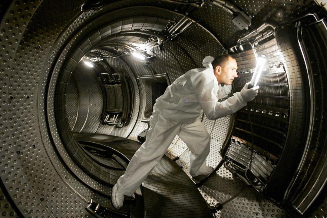 Google-Backed Artificial Intelligence Taught to Control Nuclear Fusion Reactor