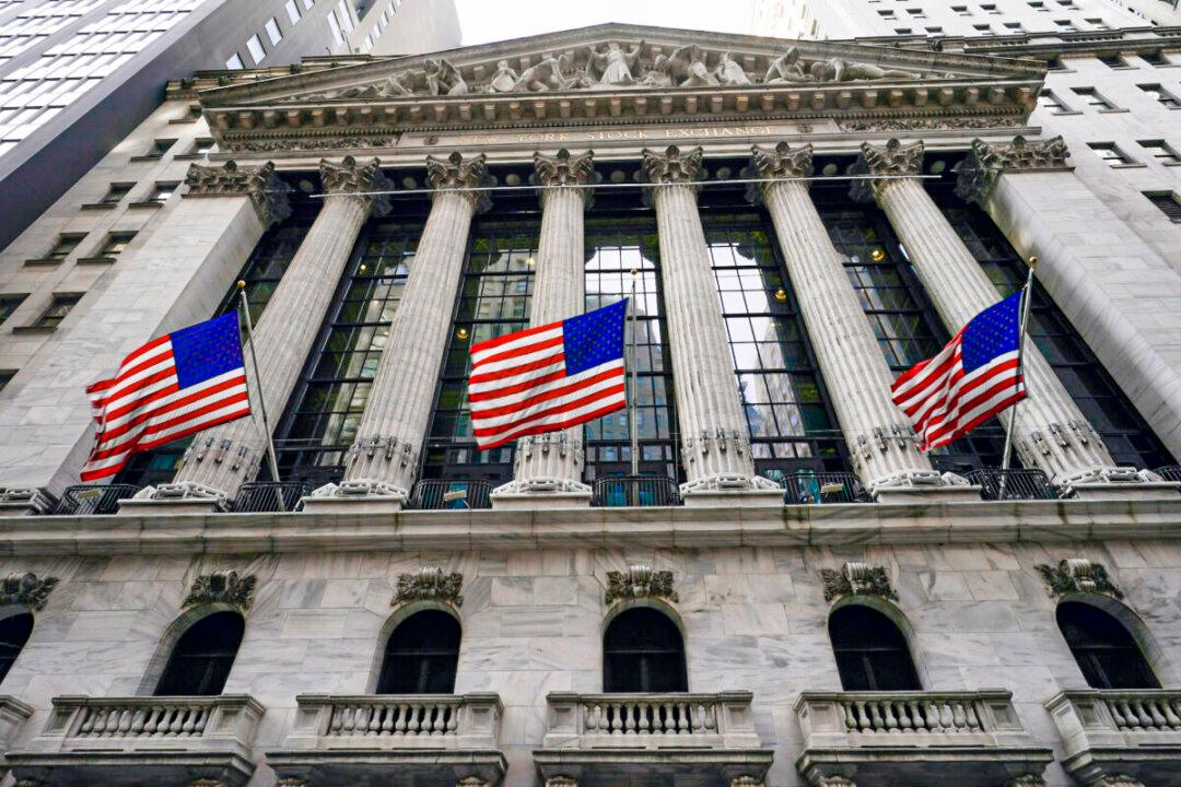 Wall Street Banking CEOs Express Recession Concerns Over Inflation, Asset Price Deflation