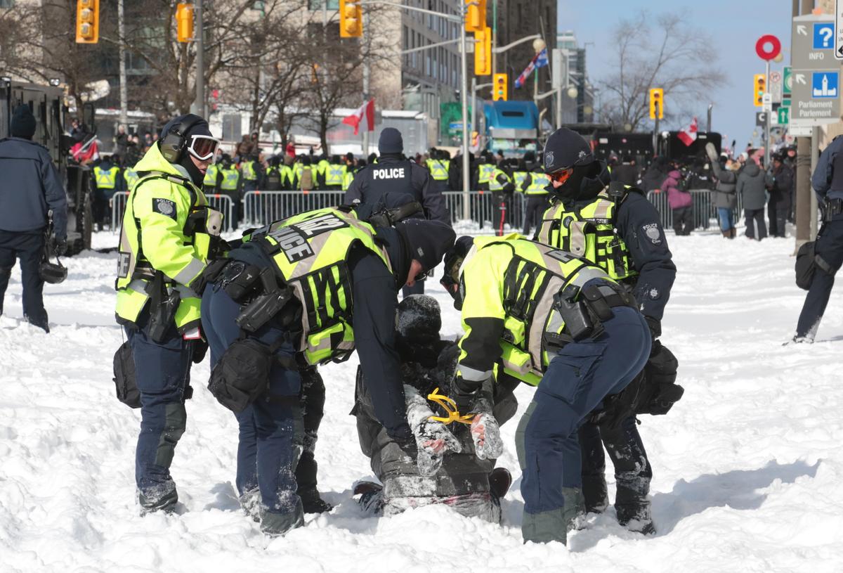Ontario Provincial Police Says Freedom Convoy Deemed a ‘Threat to National Security’ in Early February