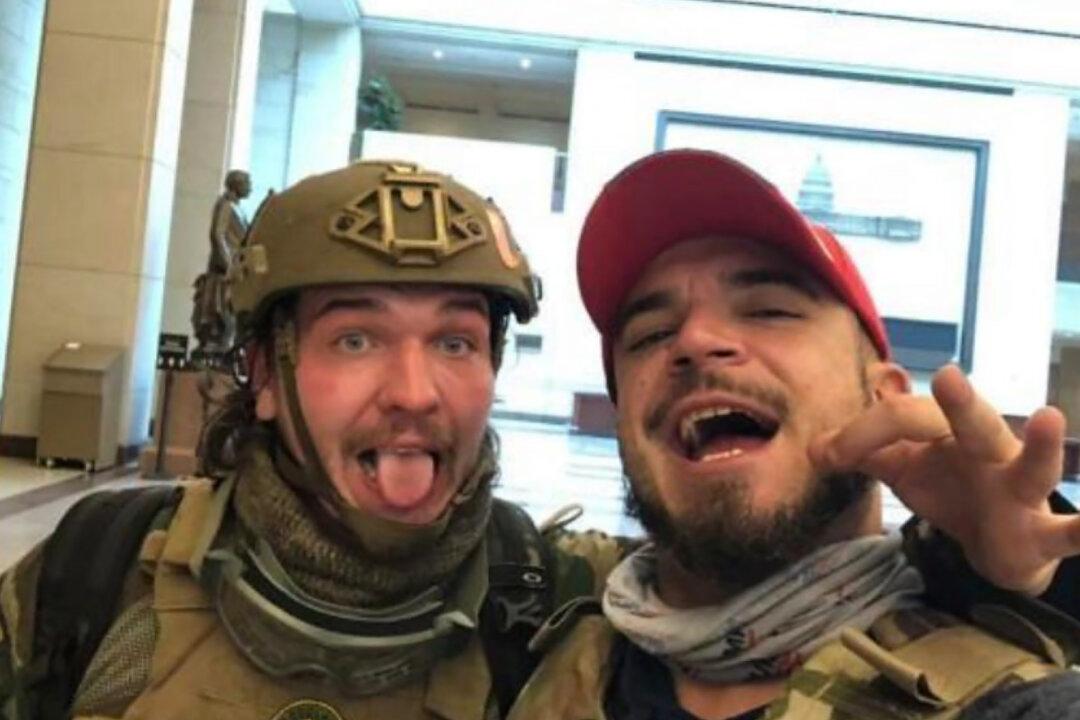 Flag-Stealing Jan. 6 Defendant Gets 30 Days Jail, 60 Days Home Detention, 3 Years Probation