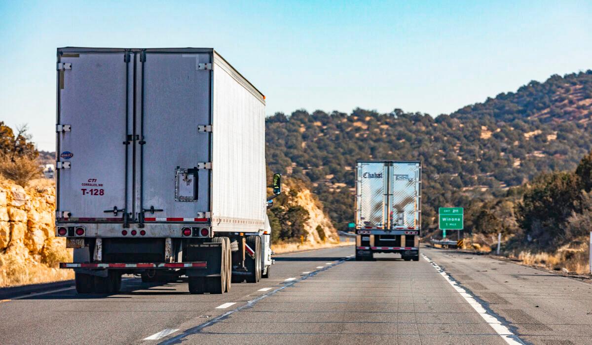 US Truckers Prepare to Drive From California to DC in ‘The People’s Convoy’
