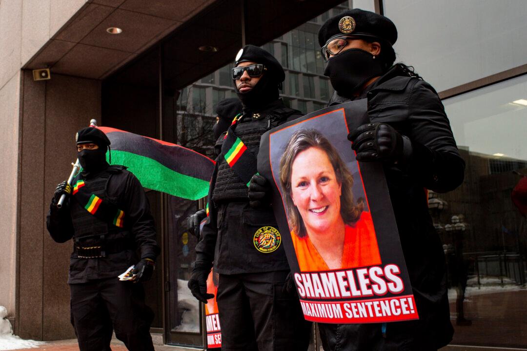 Protest, Looting in Minnesota After Sentencing of Ex-Officer in Duante Wright Case