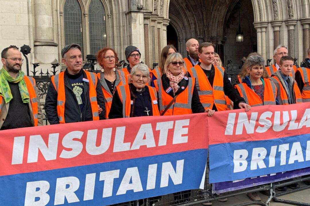 More Traffic-Blocking Eco-Activists Jailed in UK for Contempt of Court