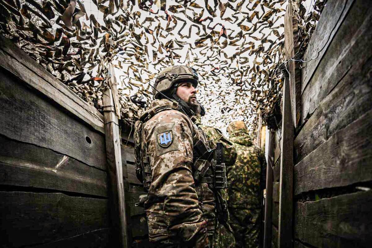 Australian Diplomats Ordered to Evacuate Ukraine