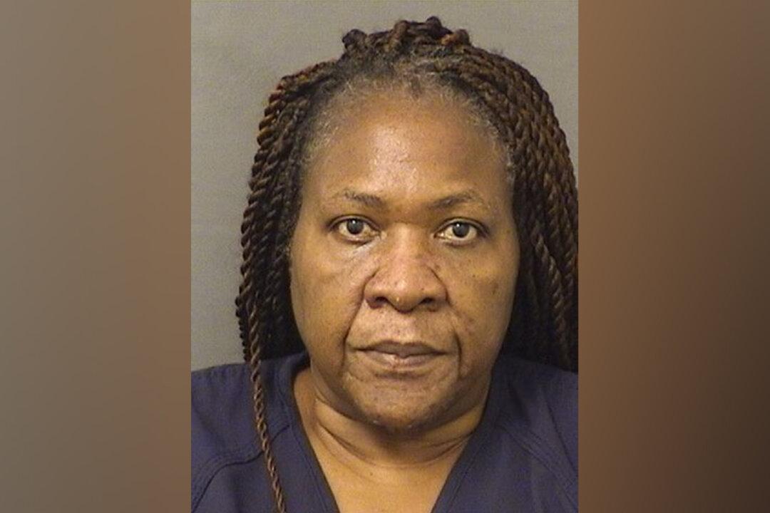 Woman Charged With Murder After Allegedly Stabbing Husband 140 Times in Florida Home