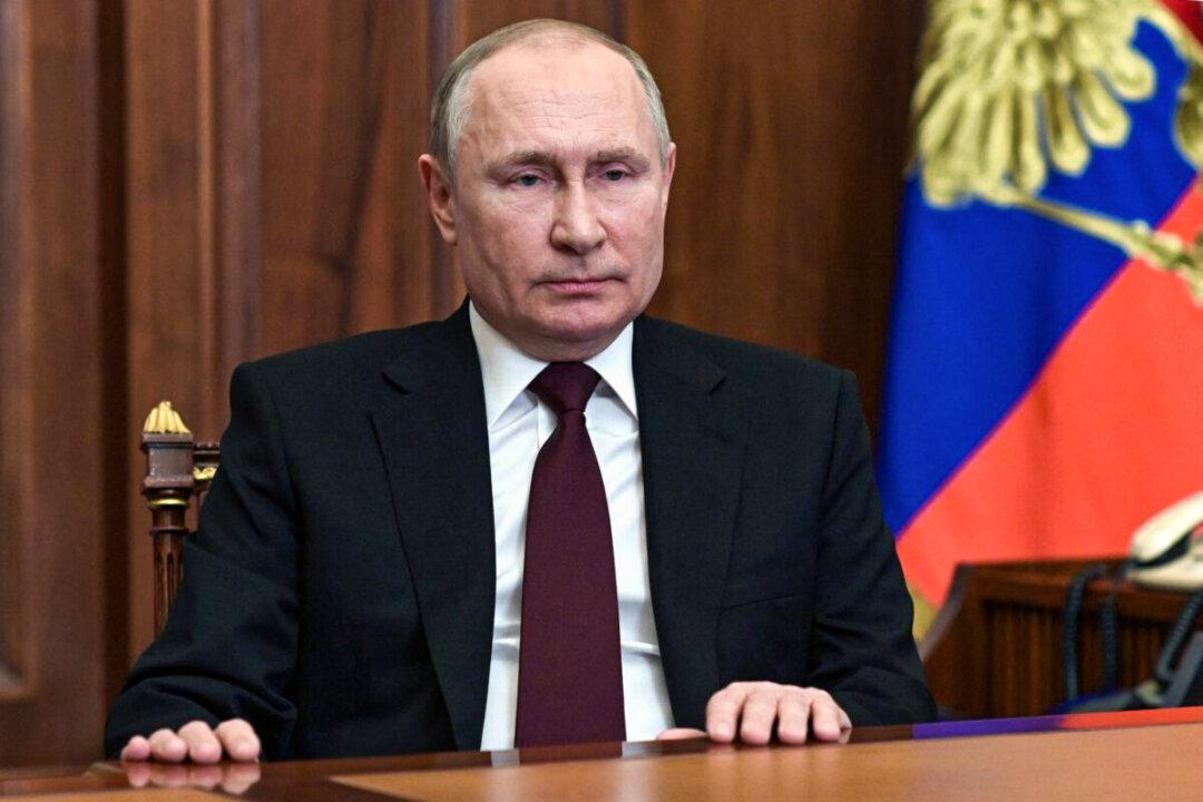 White House Announces Sanctions on Ukraine’s Contested Areas After Putin Recognizes Them as Independent