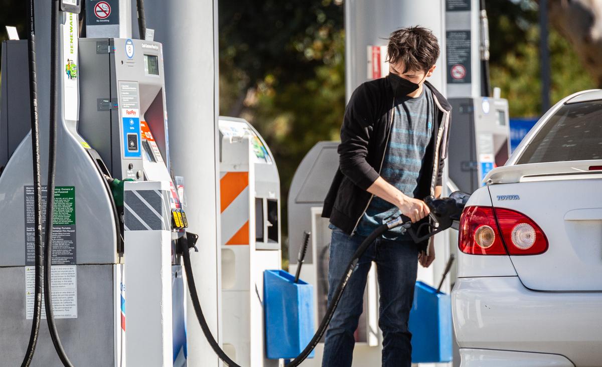 Australian Fuel Prices Skyrocket to 8-year High in February and Showing No Sign of Slowing