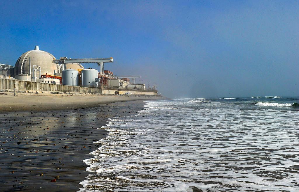 Woke California, US Falling Behind China on Gen IV Nukes