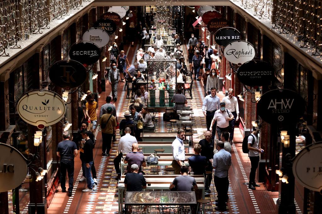 Demand for Australian Workers Remains Strong, but Real Wage Growth Falling: RBA Head