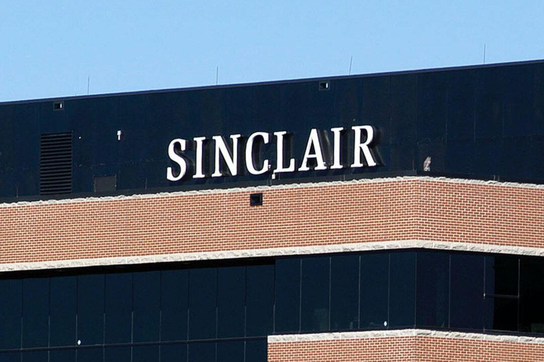 Sinclair’s Q4 Revenue Misses Consensus Due to Cyber Incident, Absence of Political Revenue; Hikes Dividend