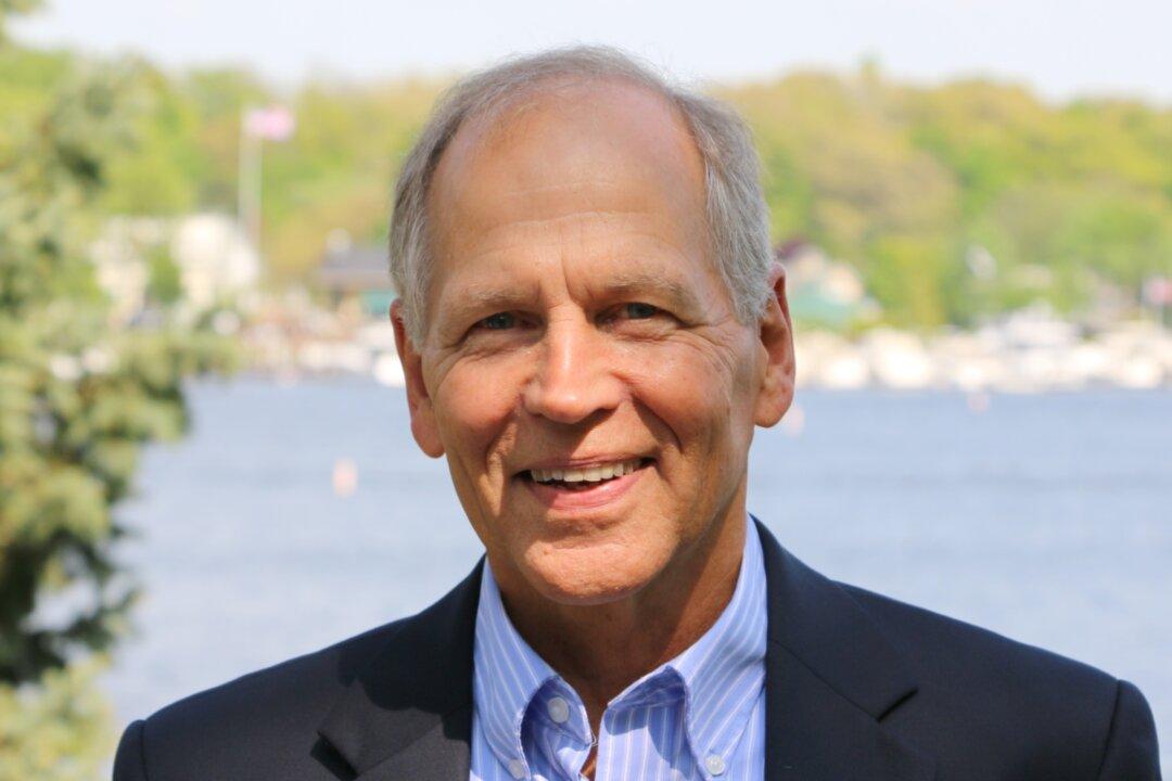 Progressive, Socialist Policies Are Destructive, Have Never Brought Prosperity: Economist Robert Genetski