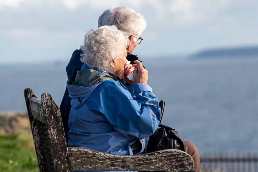 Happy Valentine’s Day, Honey—Do You Want Flowers or Social Security Benefits?
