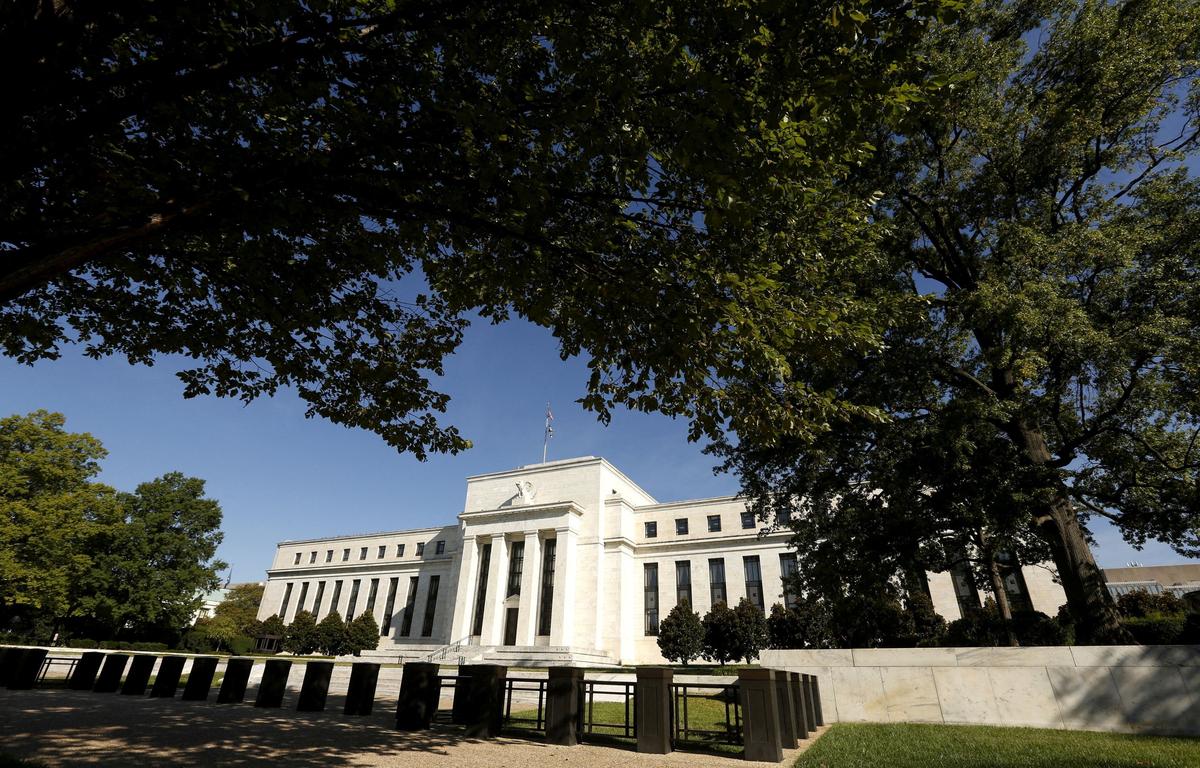 Federal Reserve Will ‘Proceed Carefully’ on Policy Tightening Amid Ukraine War