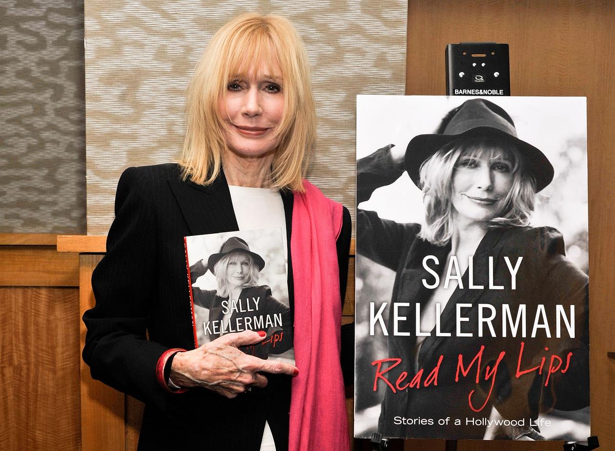 Oscar-Nominated ‘M*A*S*H’ Star Sally Kellerman Dies From Heart Failure