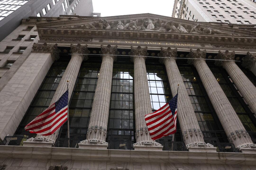 Dow Suffers Worst Decline Since 2020 as Fed Signals Sharper Rate Hike