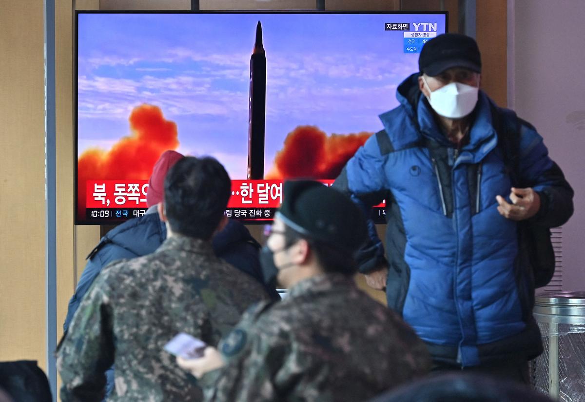 North Korea Fires 4 Projectiles Into Sea; South Korea on Alert
