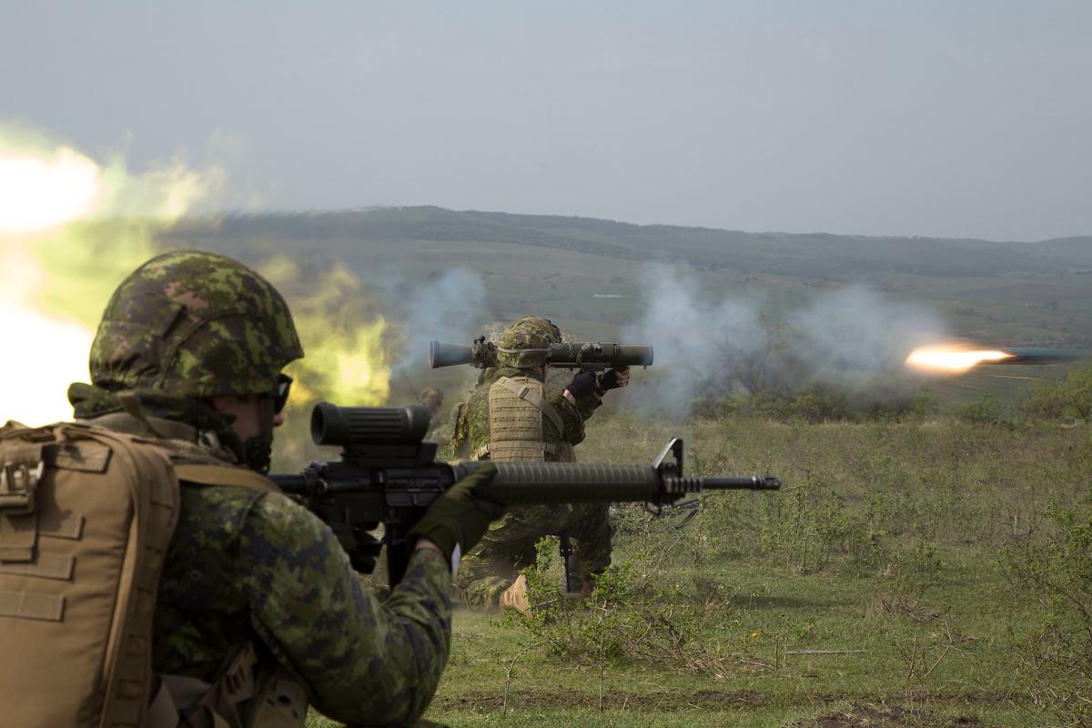 Canada Sending Anti-Tank Weapons to Ukraine, Trudeau Says