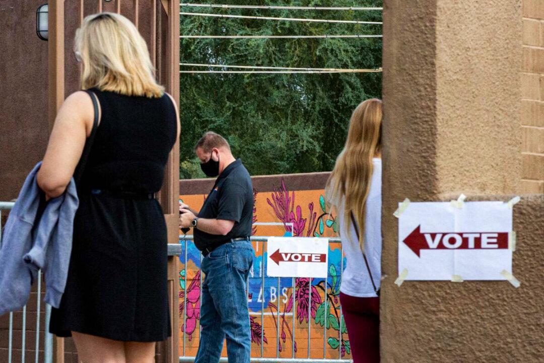 Arizona Vows to Fight Possible DOJ Lawsuit Against Law Ensuring Only US Citizens Vote in Elections