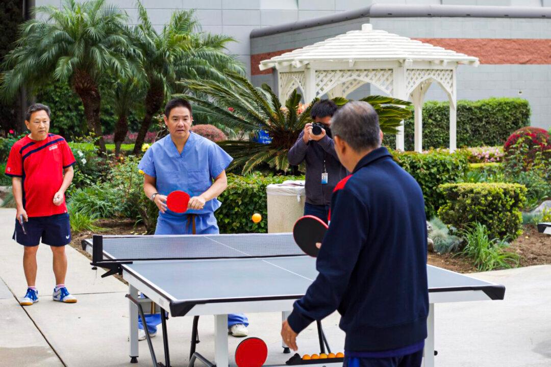 Heart Patient Plays Ping Pong With Cardiologist Who Saved His Life
