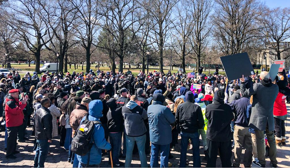 Terminated NYC Workers Ask Mayor to Spare Them From Vaccine Mandates Since Athletes Are Now Exempt